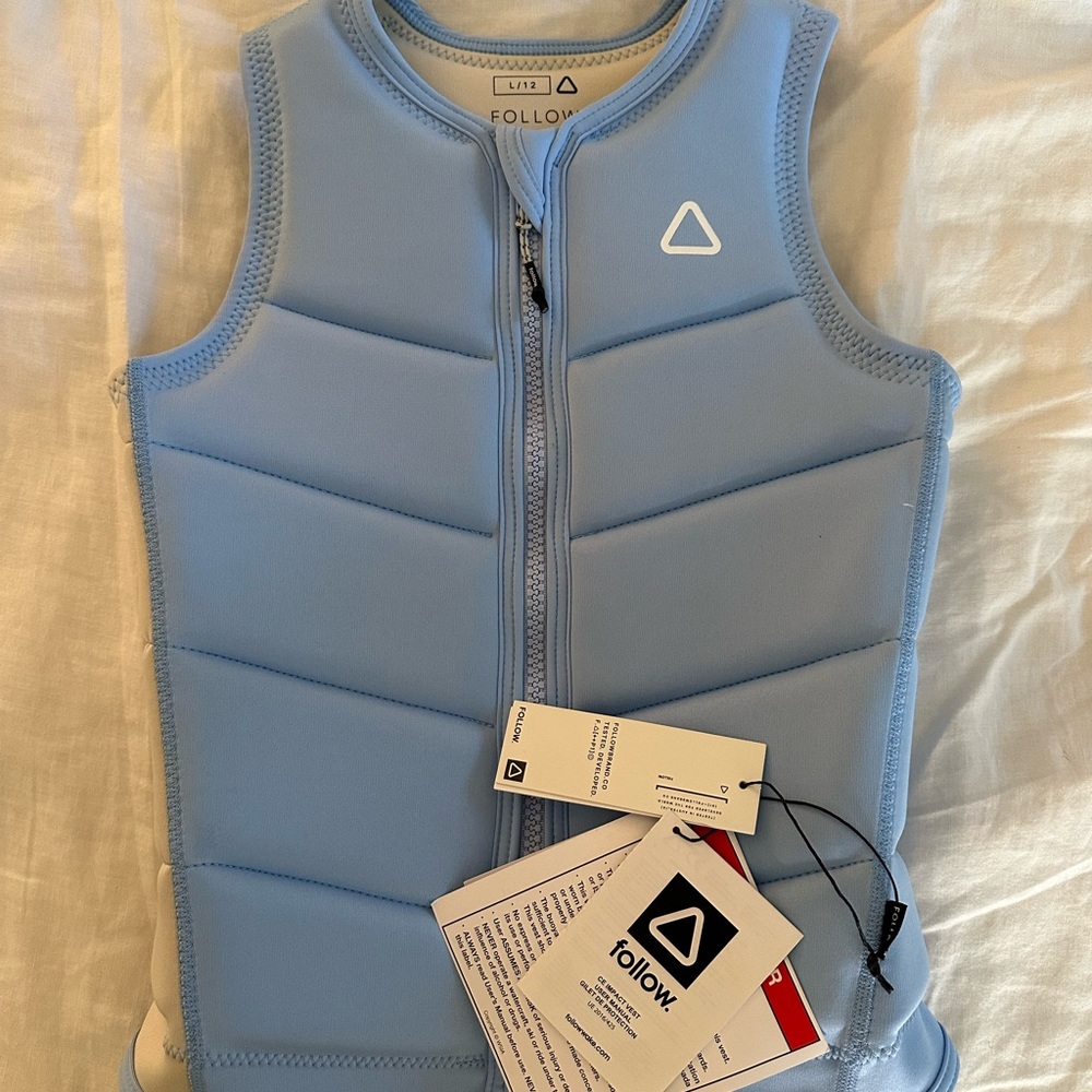 FOLLOW WAKESURF VEST